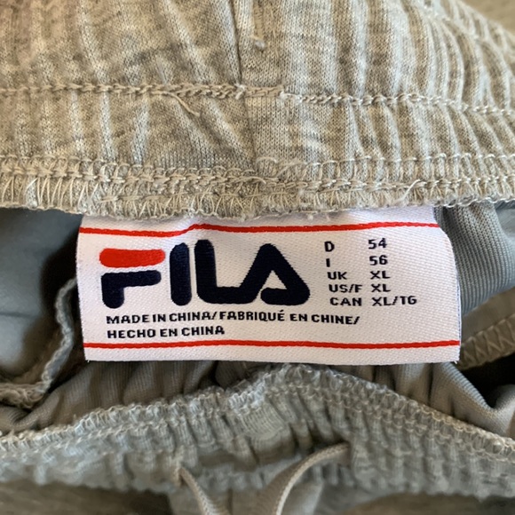 NWT ~ FILA  Jogger Sweatpants Zip Pockets  Heather Gray - Picture 6 of 8